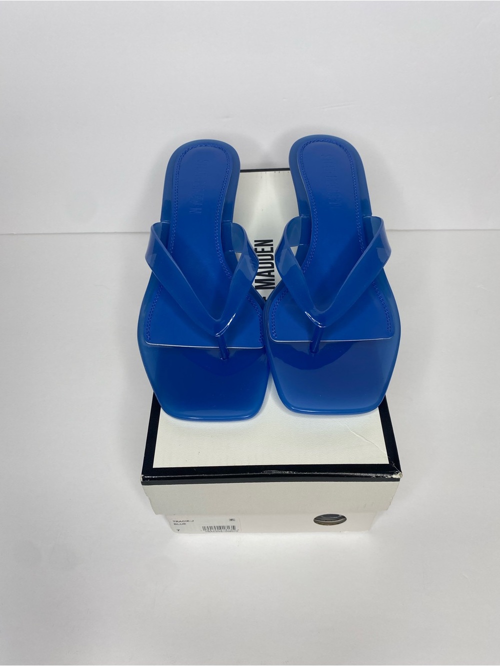 Steve Madden Tracie Y2K Jelly Thong Kitten Heel Sandal Size 7 Blue